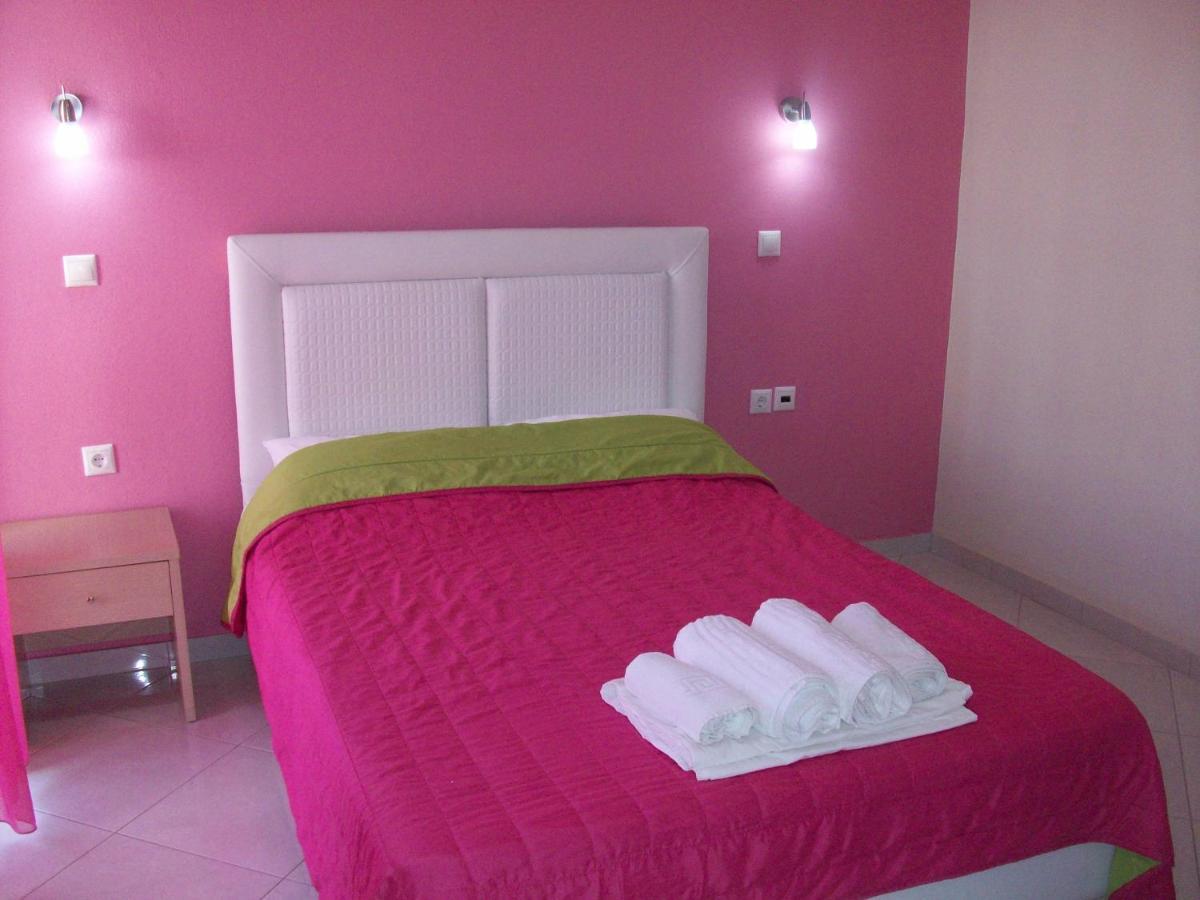 Mavridis Rooms 2 Nikiti  Buitenkant foto